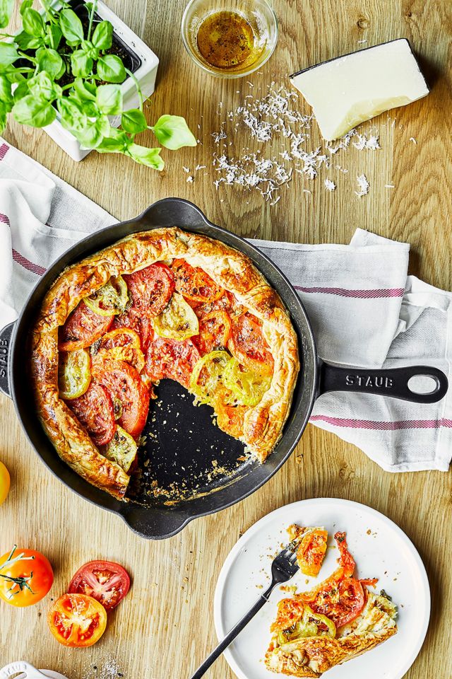 Staub Cast-Iron Frying Pan