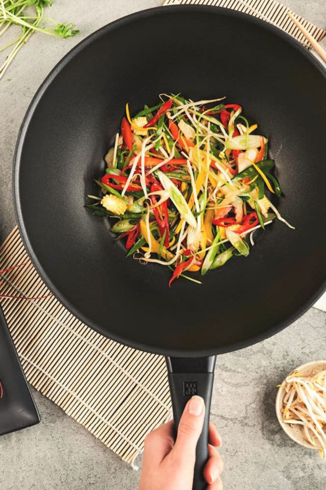 ZWILLING Madura Plus Aluminum 12-inch Nonstick Stir Fry Pan