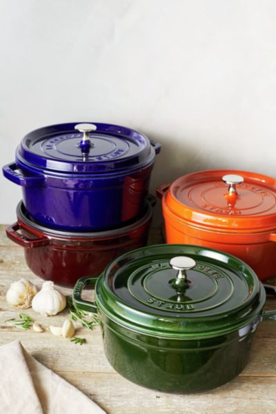 Staub Cast Iron 4-qt Round Cocotte In Basil