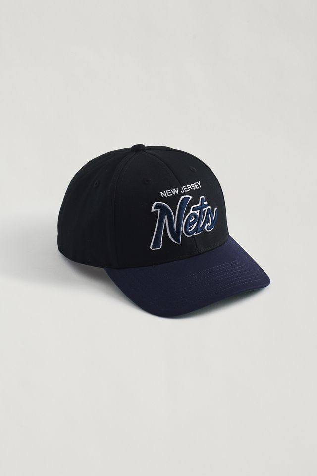 Asser Apoyarse Cubo Mitchell & Ness New Jersey Nets Two-Tone Script Logo Baseball Hat | Urban  Outfitters