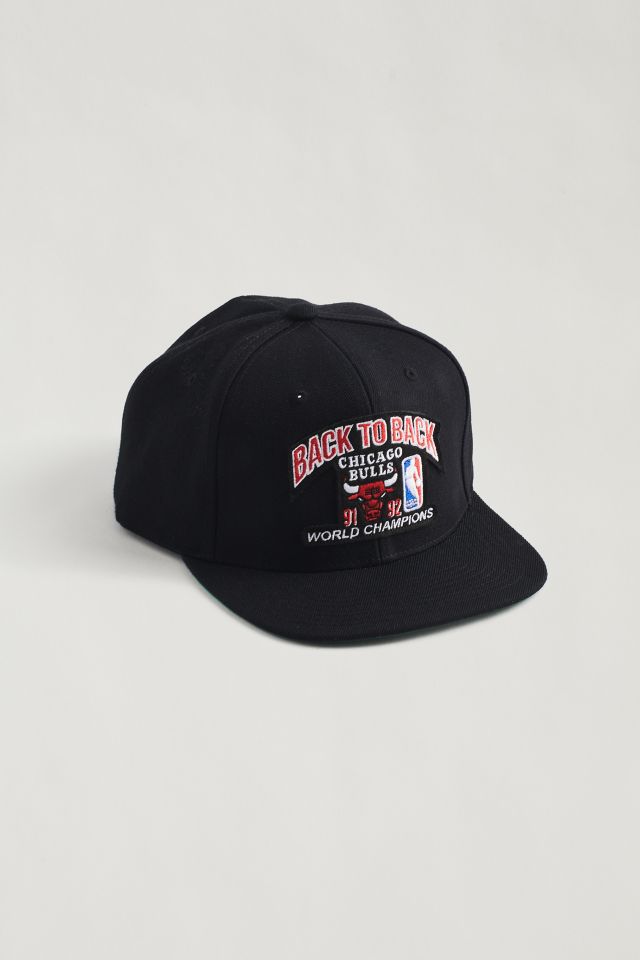 Chicago Bulls 91 92 Back to Back NBA World Champions Snapback Hat – Snap  Goes My Cap