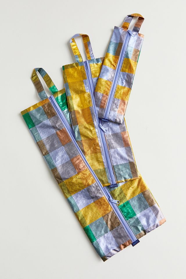 BAGGU Metallic 3D Zip Pouch Set Urban Outfitters