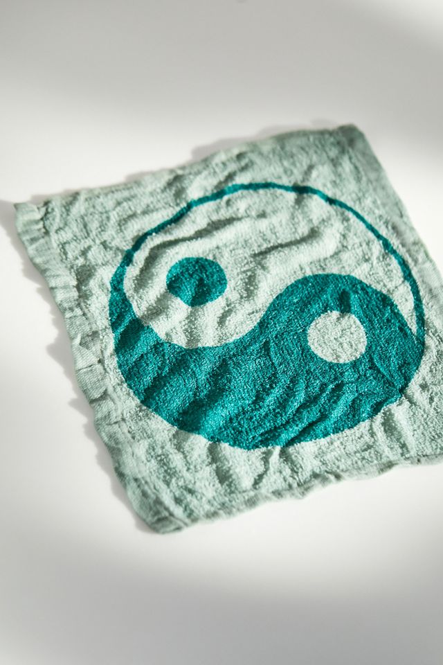 ohii Magic Expanding Towel Urban Outfitters