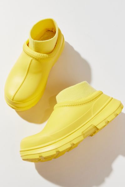 Ugg Tasman X Round-toe Boots In Bright Yellow