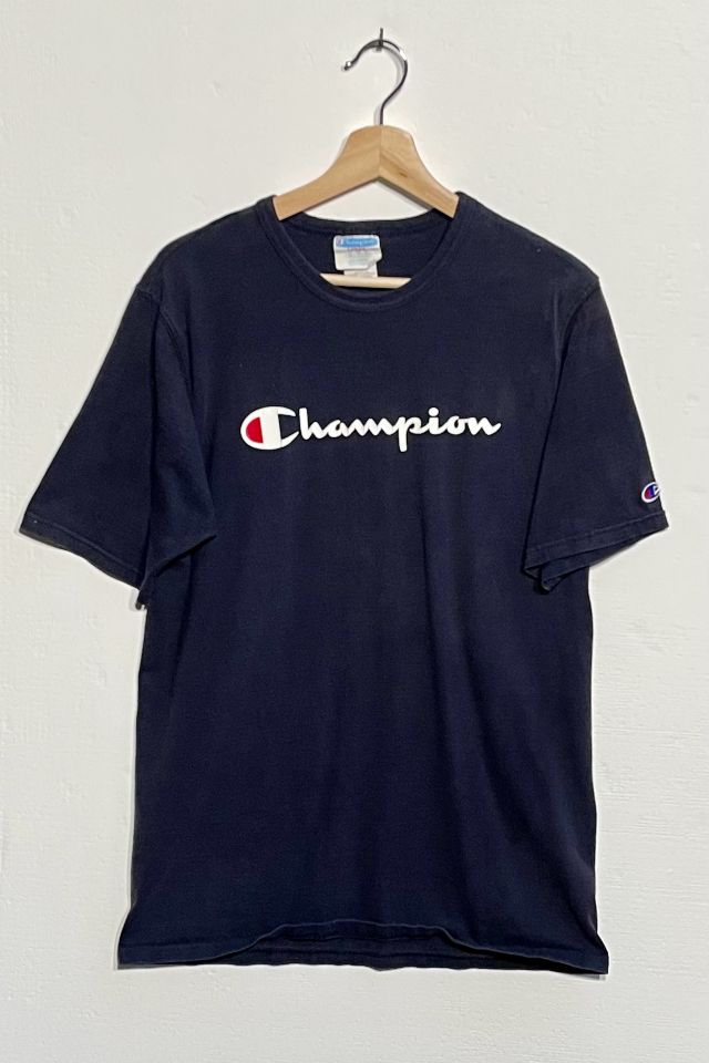 øjenvipper Blikkenslager ufuldstændig Vintage Champion Black T-shirt Large | Urban Outfitters