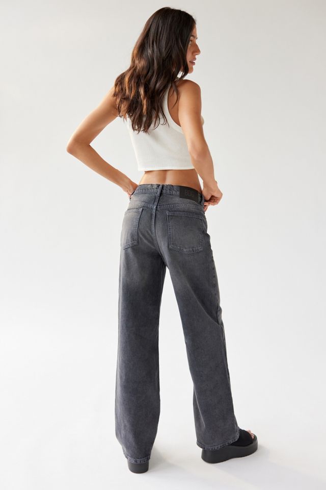 BDG Dipped V-Front Wide Leg Jean #3