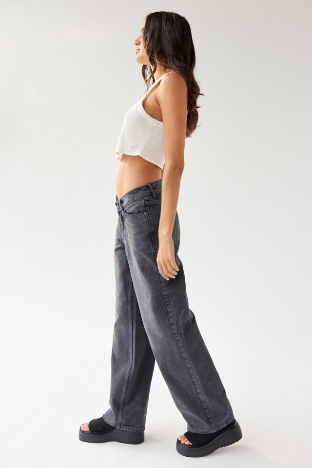 BDG Dipped V-Front Wide Leg Jean #4