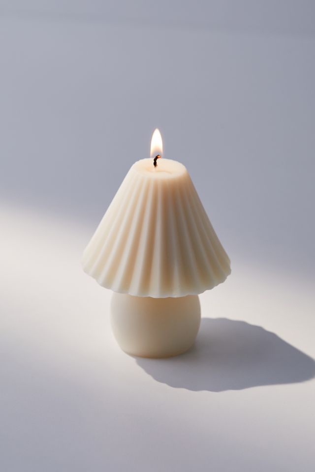 Yui Brooklyn Lamp Shaped Candle #1