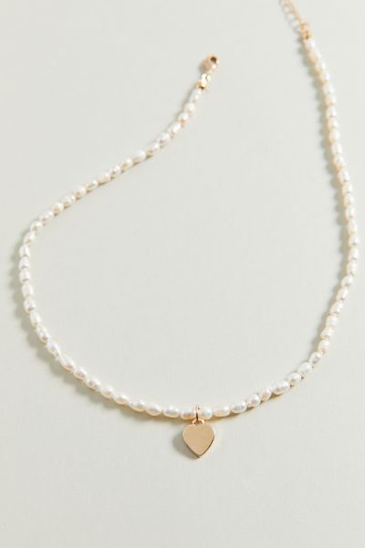 Pearl necklace deals urban outfitters