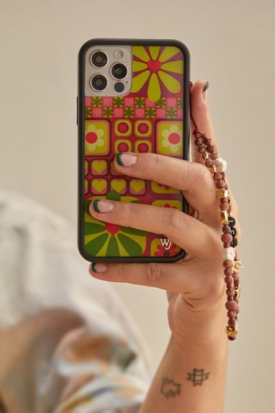iPhoneケース wildflower Amazon.com: Wildflower Cases - Pink Floral w/Silver Pyramid