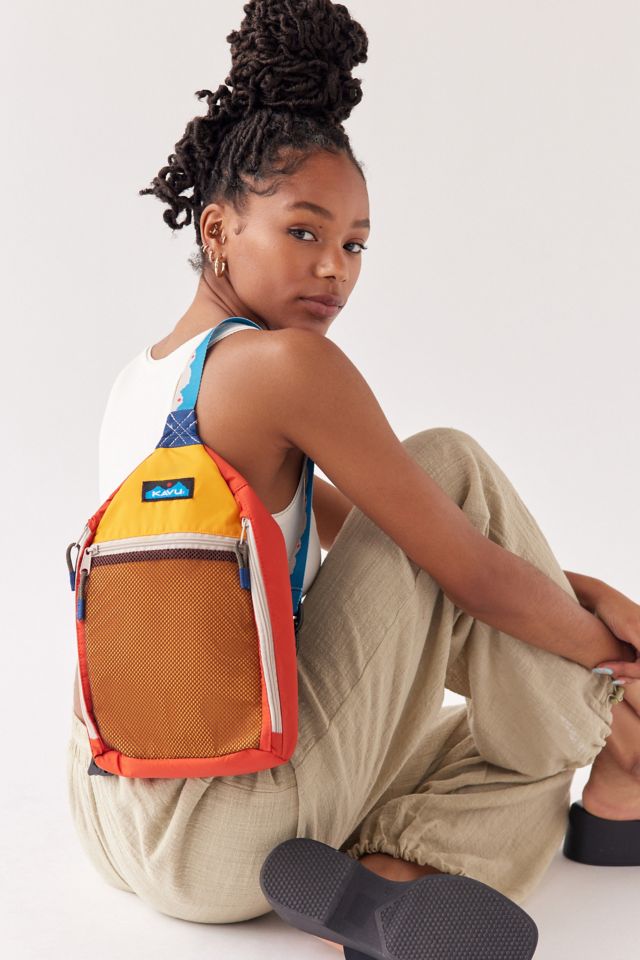 City Sling Bag  Urban Outfitters Japan - Clothing, Music, Home &  Accessories