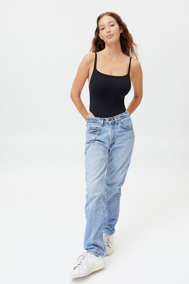 Urban outfitters store levi mom jeans