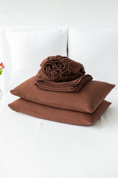 Magiclinen 4-piece Linen Sheet Set In Chocolate Brown At Urban Outfitters