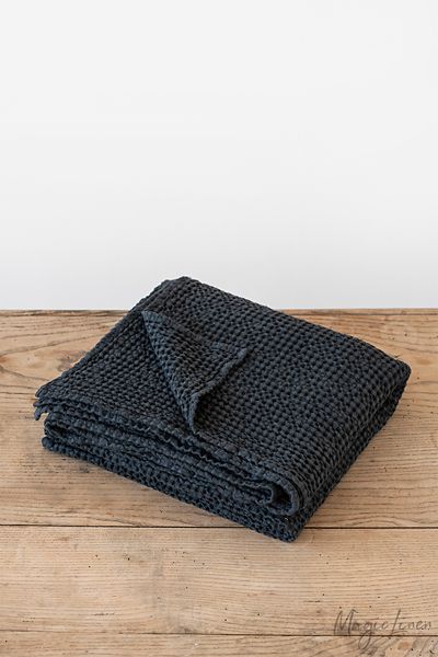 Magiclinen Waffle Throw In Dark Gray