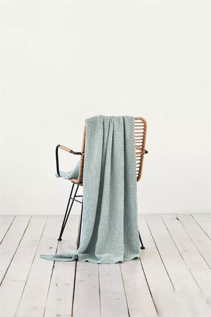 MagicLinen Waffle Throw