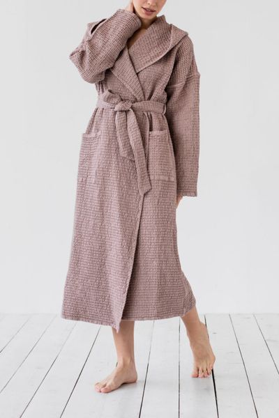 Magiclinen Waffle Hooded Bath Robe In Woodrose