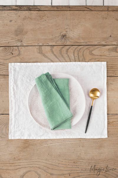 MagicLinen Napkin Set in Moss Yellow at Urban Outfitters