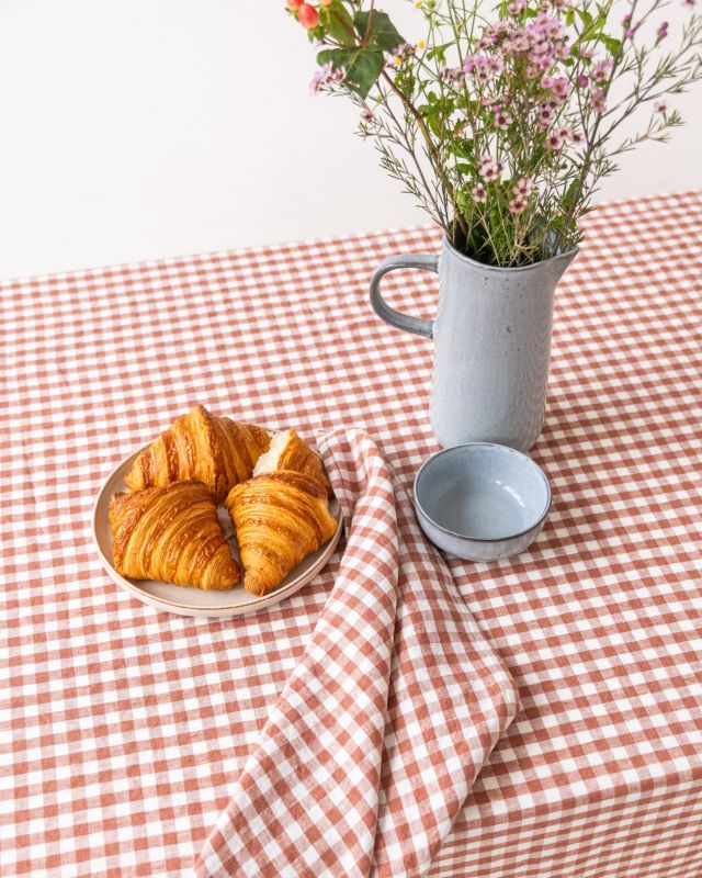 MagicLinen Linen Tablecloth #4