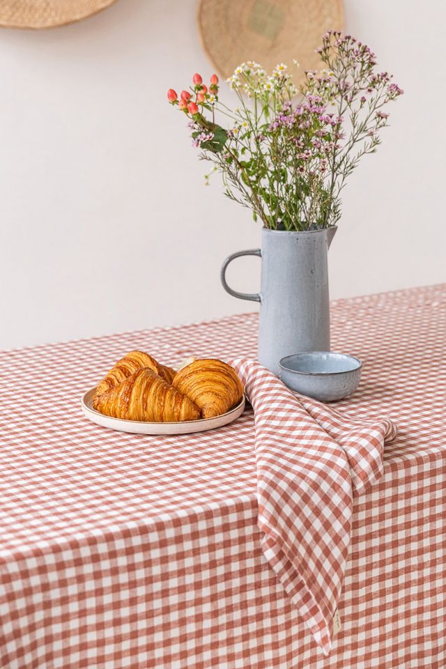MagicLinen Linen Tablecloth #2