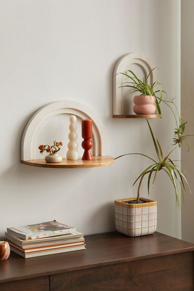 Thalia Shelf