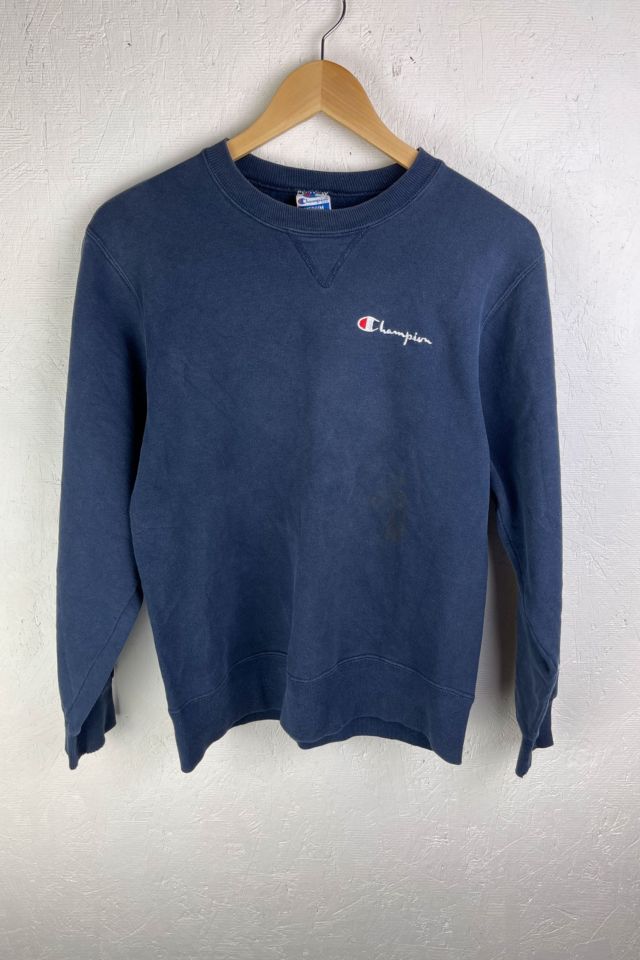 Champion sweaters clearance urban outfitters navy