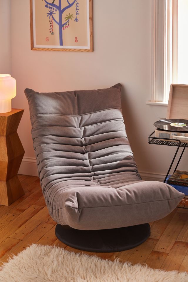 Small comfortable best sale easy chairs