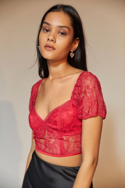 Uo Vanessa Lace Up Cropped Top Urban Outfitters 1410