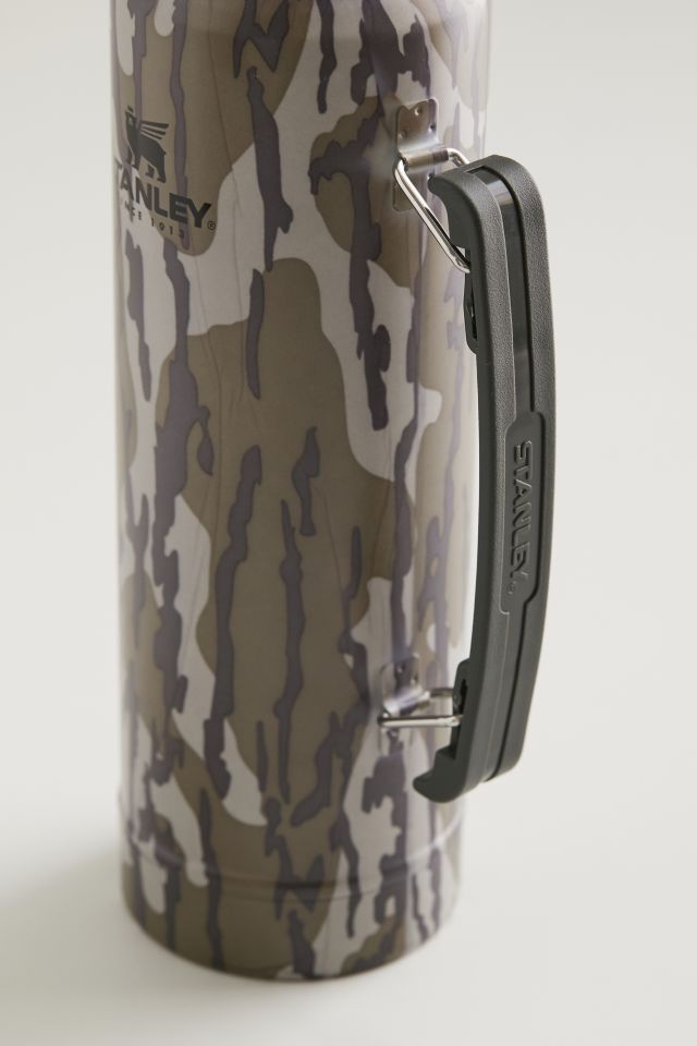 Stanley Classic Legendary Bottle | 1.5 qt, Bottomland