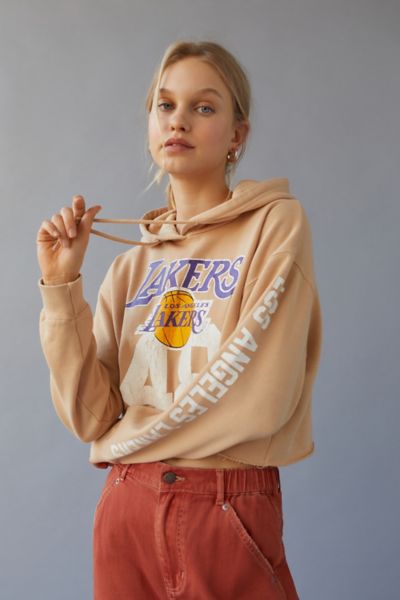 lakers hoodie urban outfitters