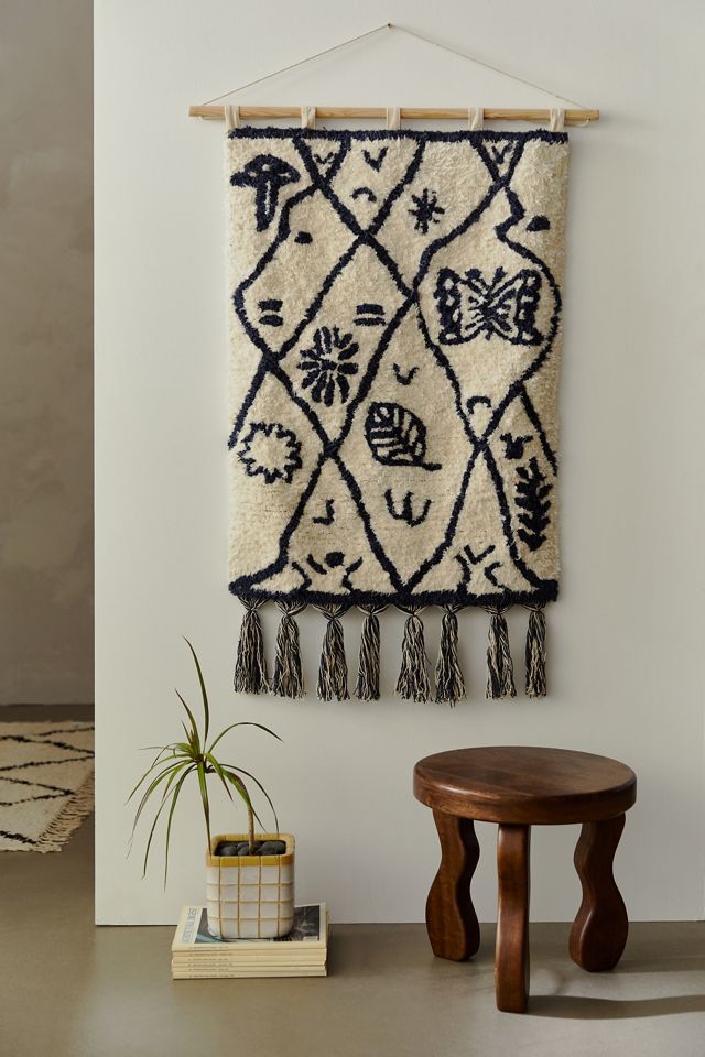 Tufted Shag Tapestry
