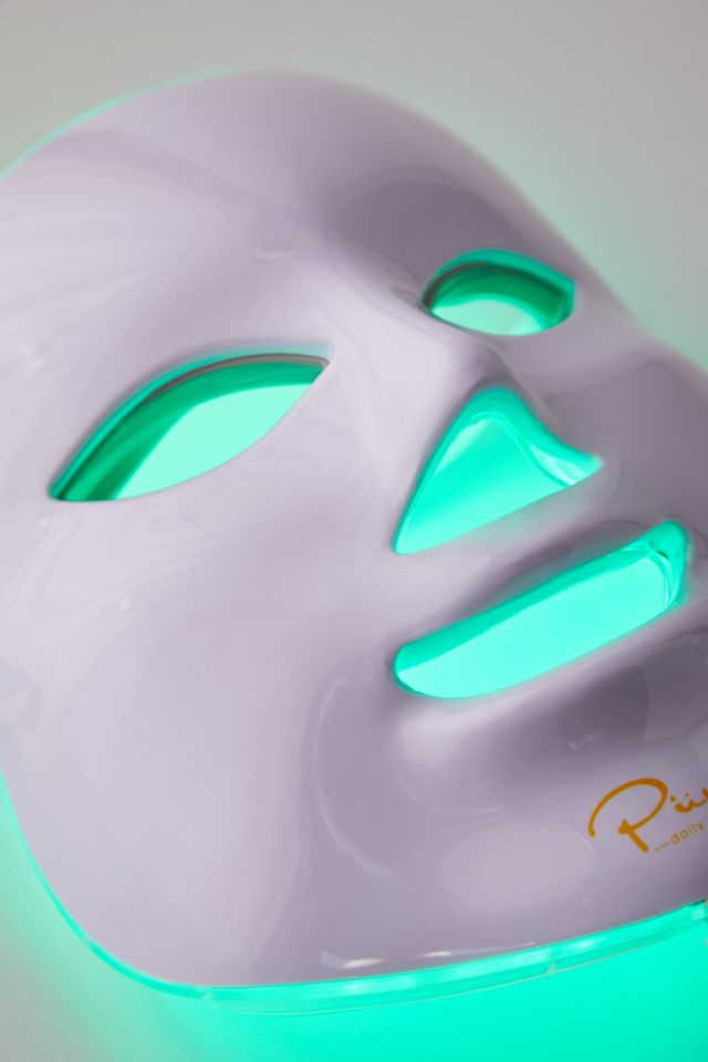 Pure Daily Care Luma LED Skin Therapy Mask #2