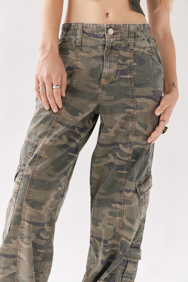 Vintage Y2K Capris Pants Womens 10P Duplex Camo Cargo Crop Utility