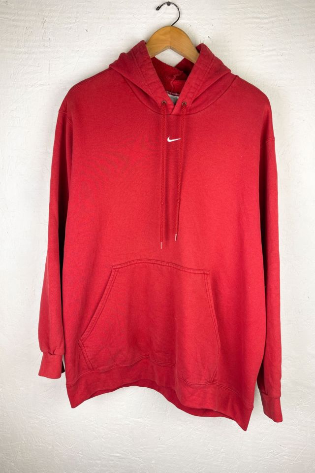 Vintage Nike Y2K Red Centre Swoosh Hoodie | Urban Outfitters