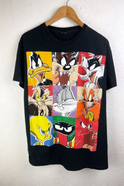 Good Vintage looney tunes shirt