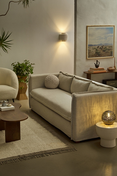maia-sofa-urban-outfitters