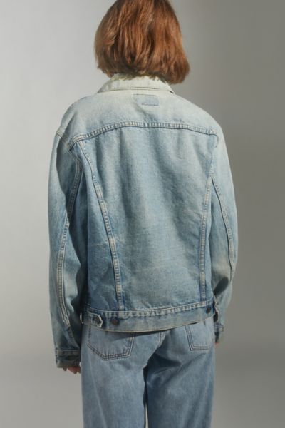 levis jean jacket women's urban outfitters