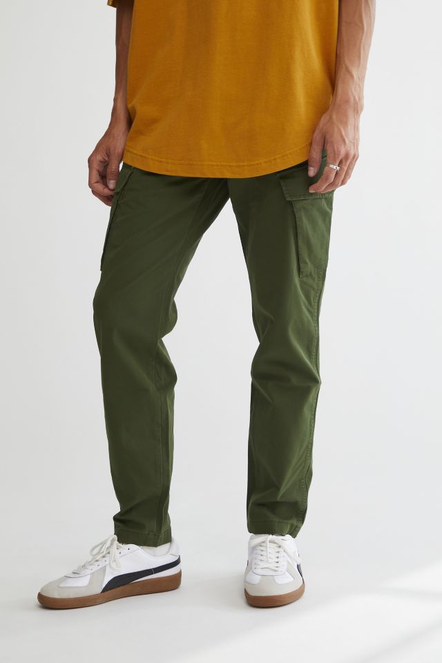 Levi's Slim Tapered Cargo Pant | Urban Outfitters