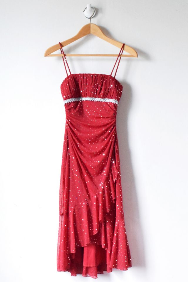 vintage-y2k-sequined-dark-red-dress-urban-outfitters