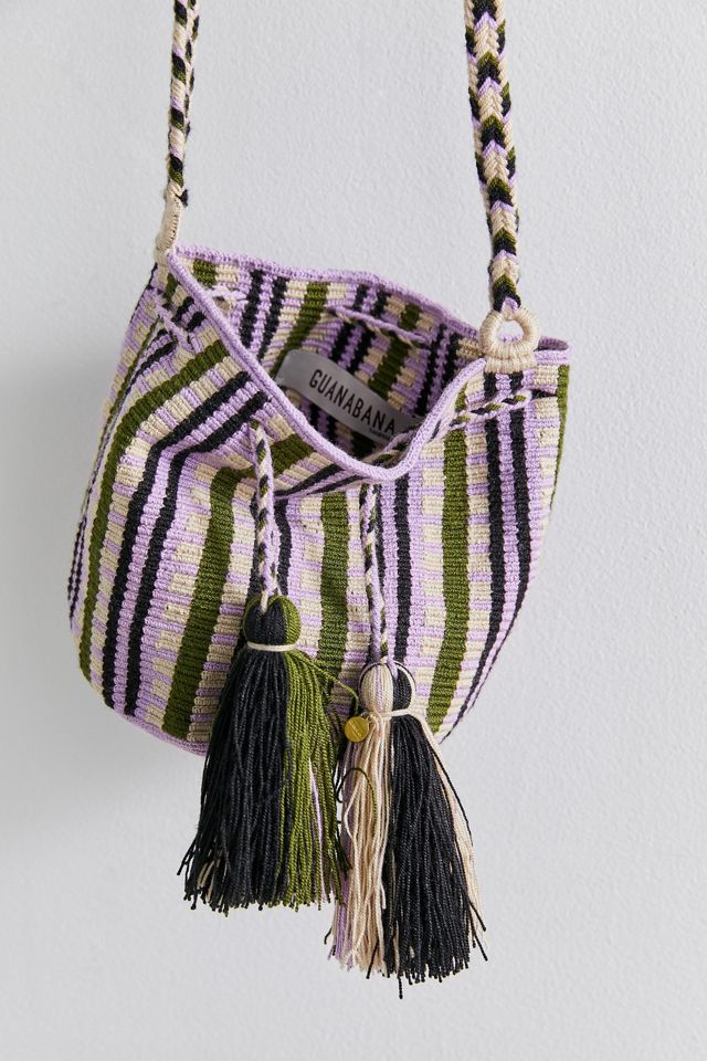 Guanábana Medium Crossbody Bucket Bag | Urban Outfitters