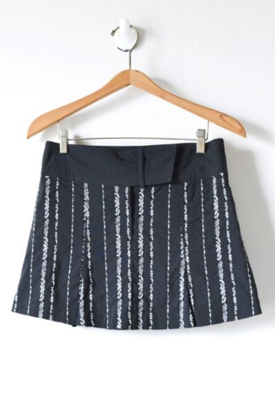Vintage Y2K Black & White Striped Printed Mini Skirt | Urban Outfitters