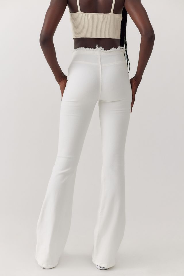 BDG Ruched V-Front Flare Jean #4
