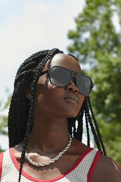 URBAN OUTFITTERS AVIATOR SUNGLASSES REFLEX SPRING TEMPLE AVIATOR SUNGLASSES UNSX UO Essential Aviator Sunglasses | Urban Outfitters main image 4