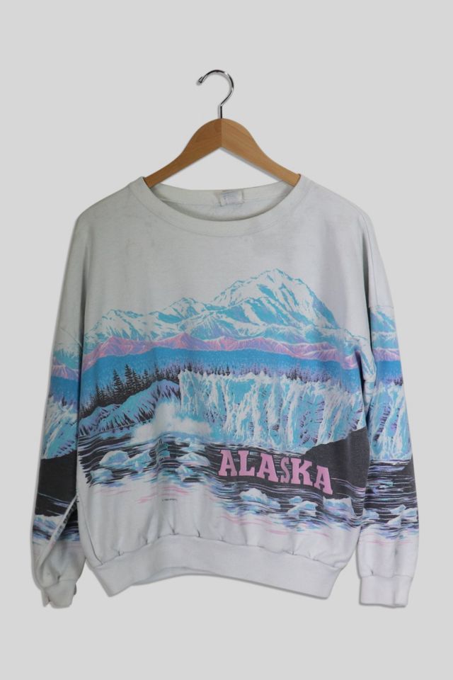 Vintage Alaska Sweatshirt (1990s) 
