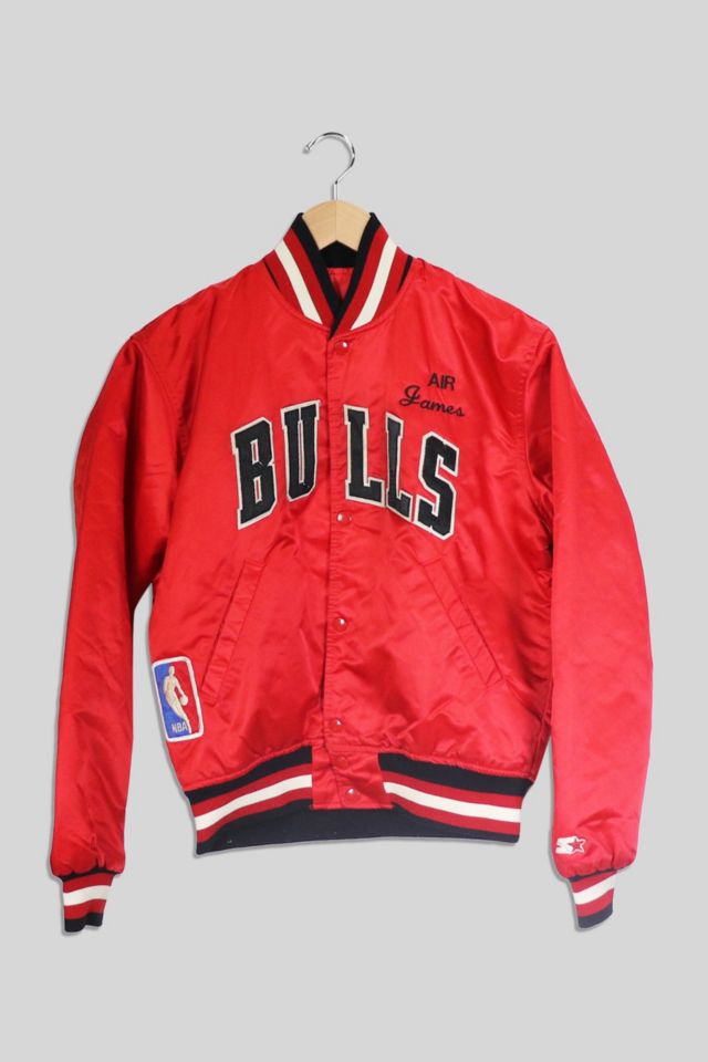 Vintage Starter Chicago Bulls Varsity Jacket | Urban Outfitters