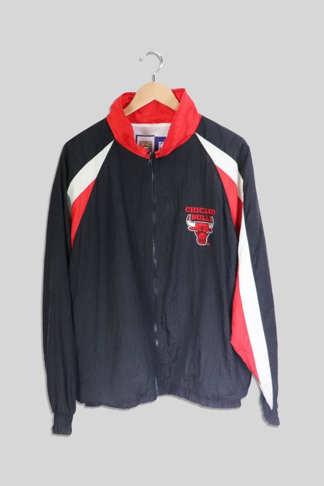 CHICAGO BULLS VINTAGE 90s LOGO ATHLETIC NBA BASKETBALL WINDBREAKER JACKET  NWT – The Felt Fanatic