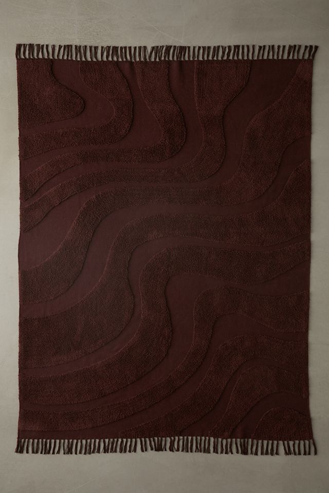 Keely Hilo Wavy Tufted Rug Urban Outfitters