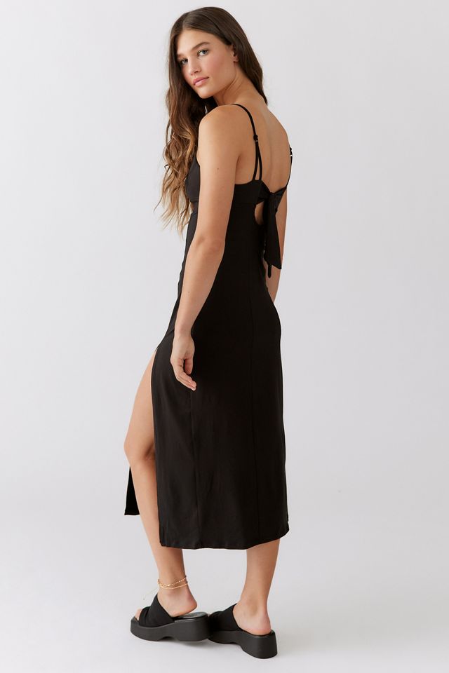 arna midi slip dress Urban Outfitters Uo Arna Midi Slip Scoop Neck Dress in Red