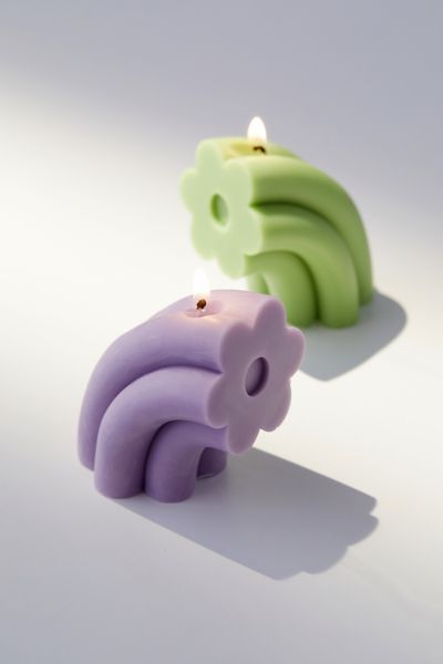 Yui Brooklyn Rainbow Flower Shaped Candle | Urban Outfitters