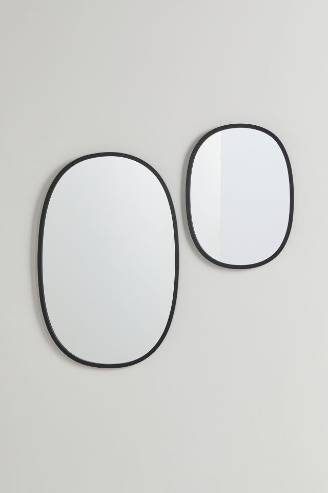 Sleek Modern Oval Hub Wall Mirror 18"x24" in Black