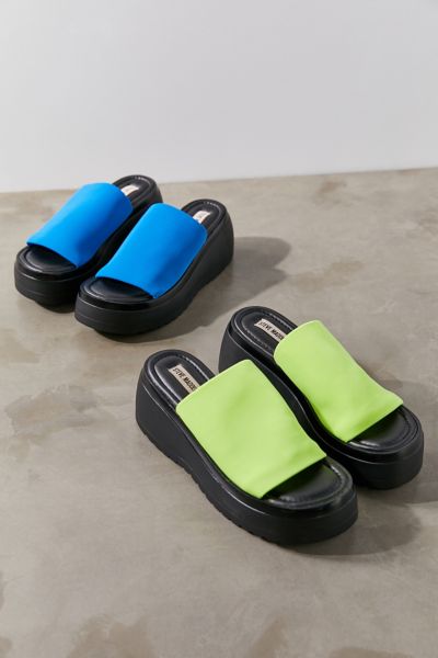 Steve Madden UO Exclusive Scrunchy Platform Sandal